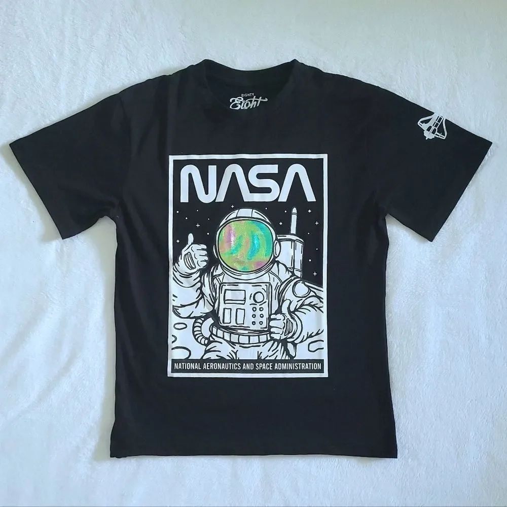 ✨️HP✨️ Eighty Eight Brand NASA🚀 Graphic Tee👕 - NWOT